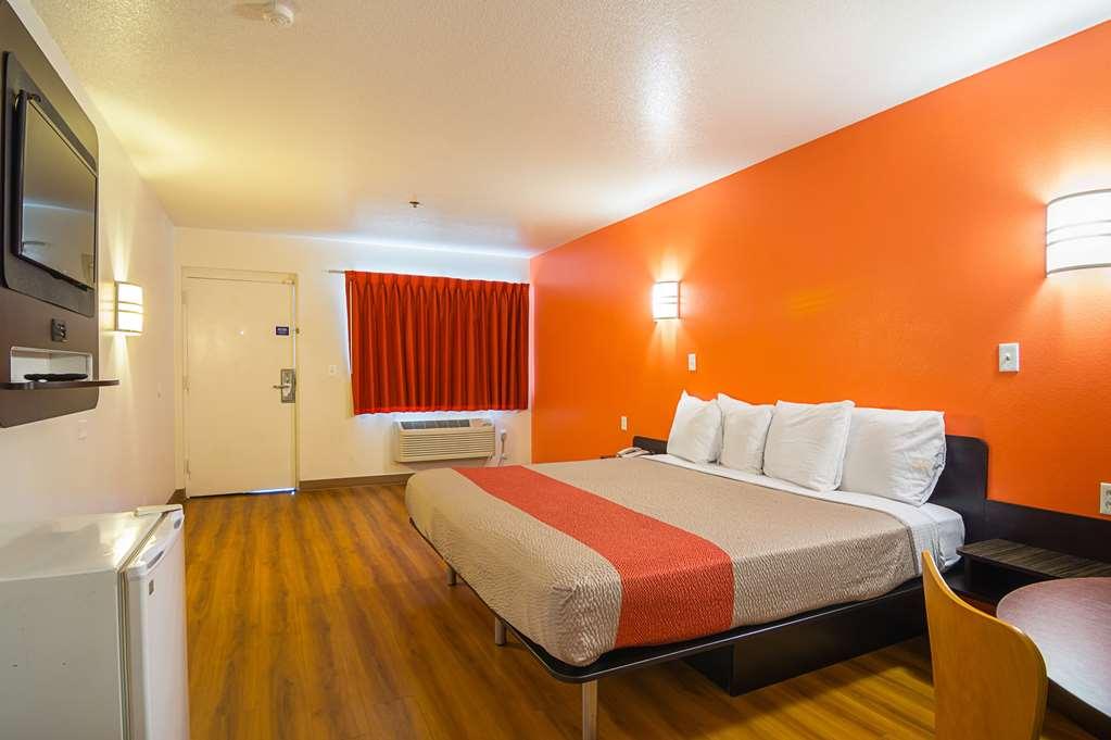 Motel 6 Chandler Prado del Sol Номер фото